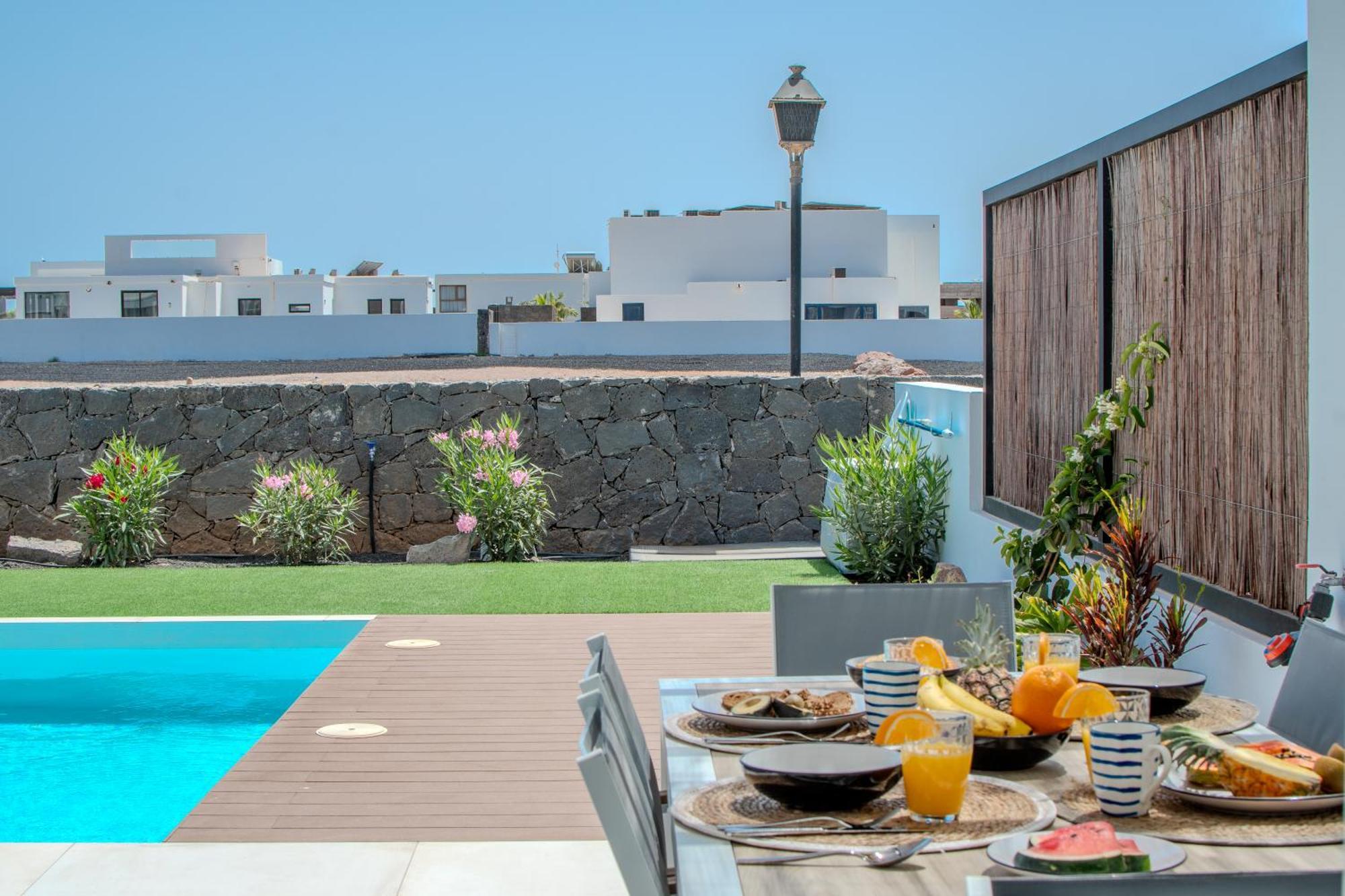 Serena Villa 38 - Heated Pool, Sea Views, Ac, High Speed Internet Playa Blanca  Exterior foto